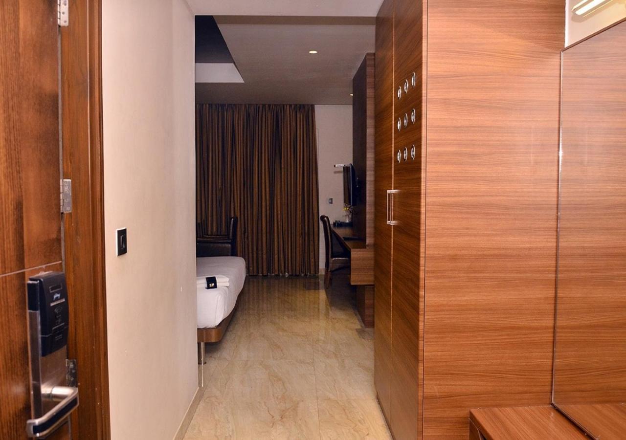 Golden Residency Hotel Ramanathapuram Exterior photo