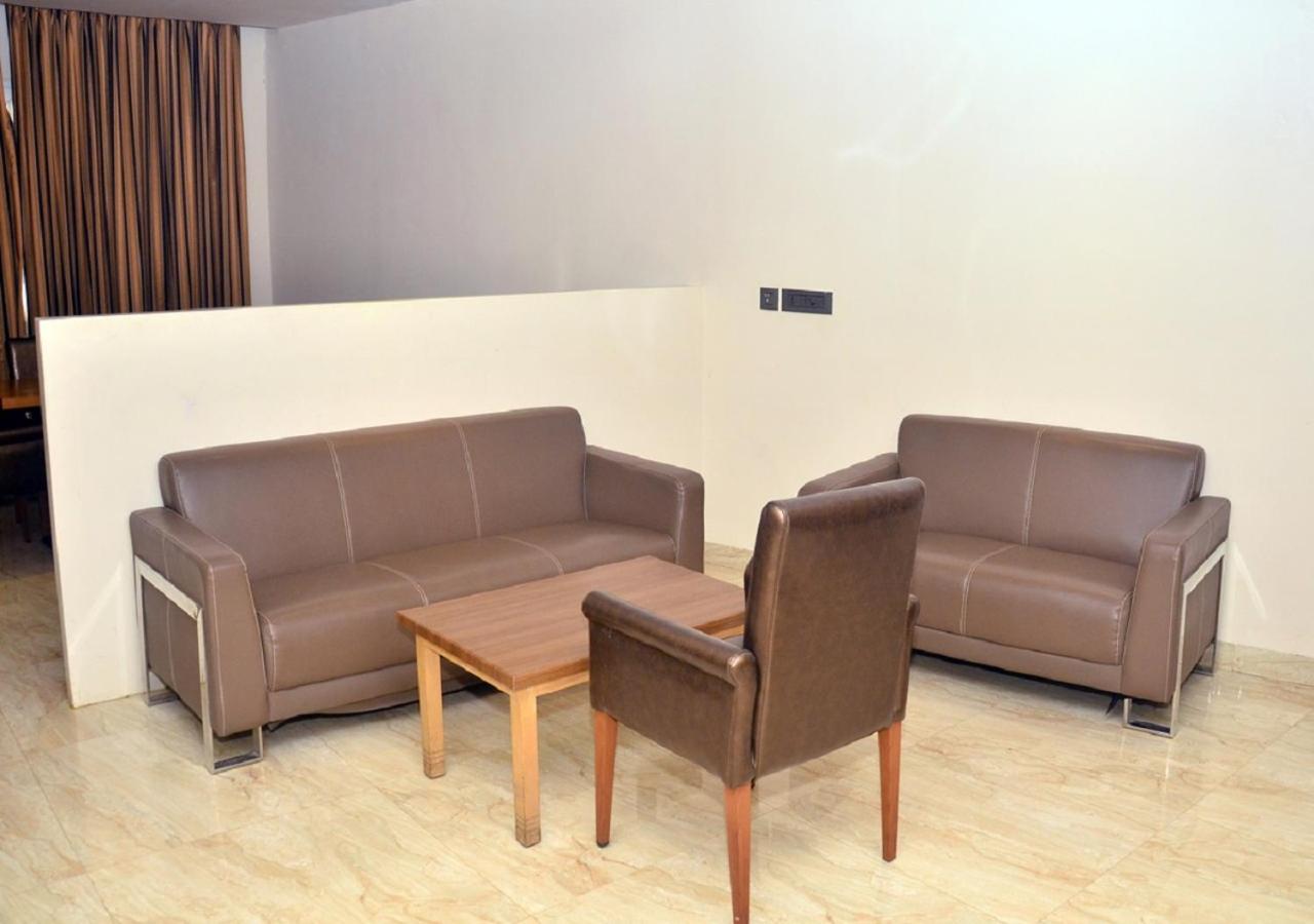 Golden Residency Hotel Ramanathapuram Exterior photo