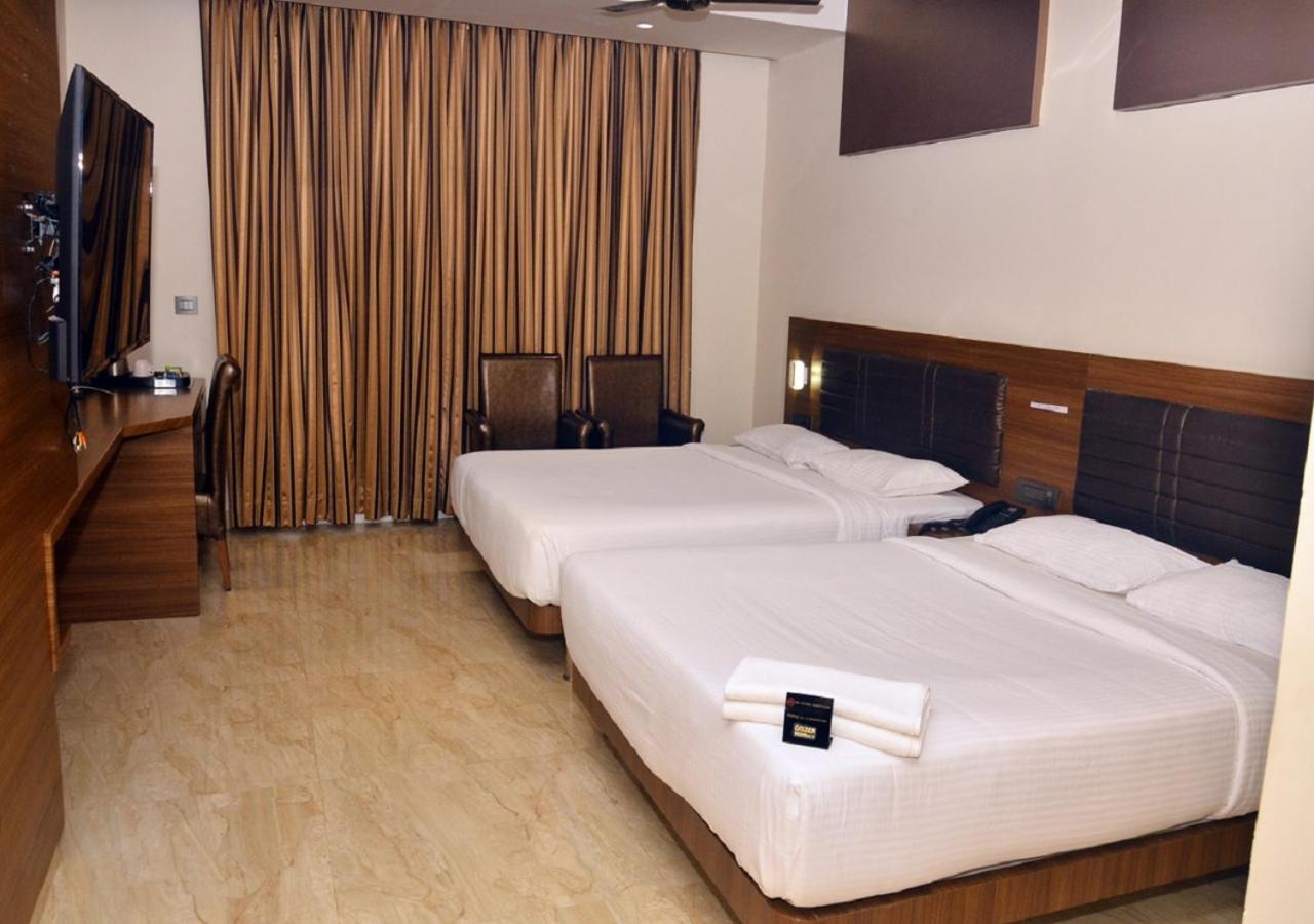 Golden Residency Hotel Ramanathapuram Exterior photo