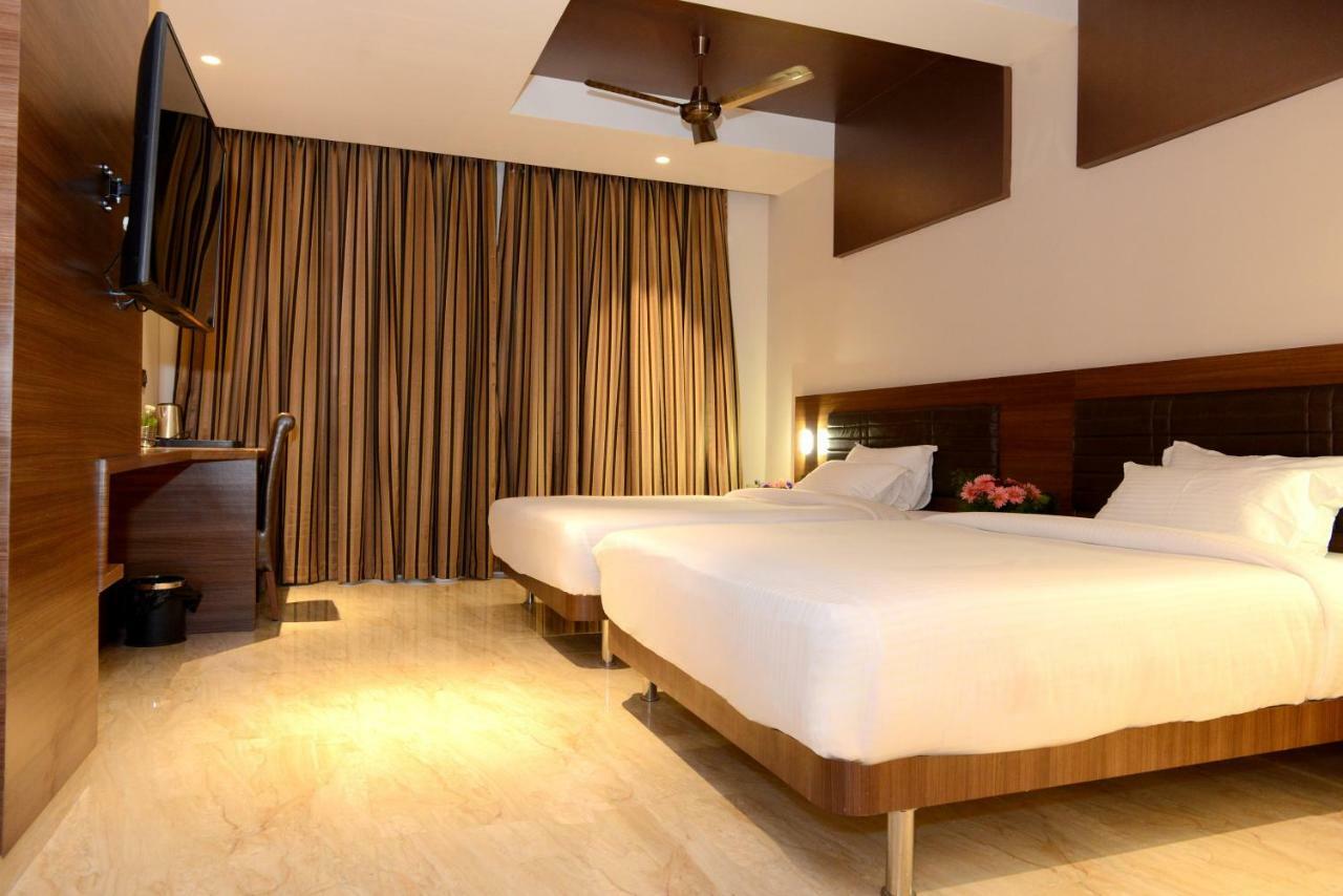 Golden Residency Hotel Ramanathapuram Exterior photo