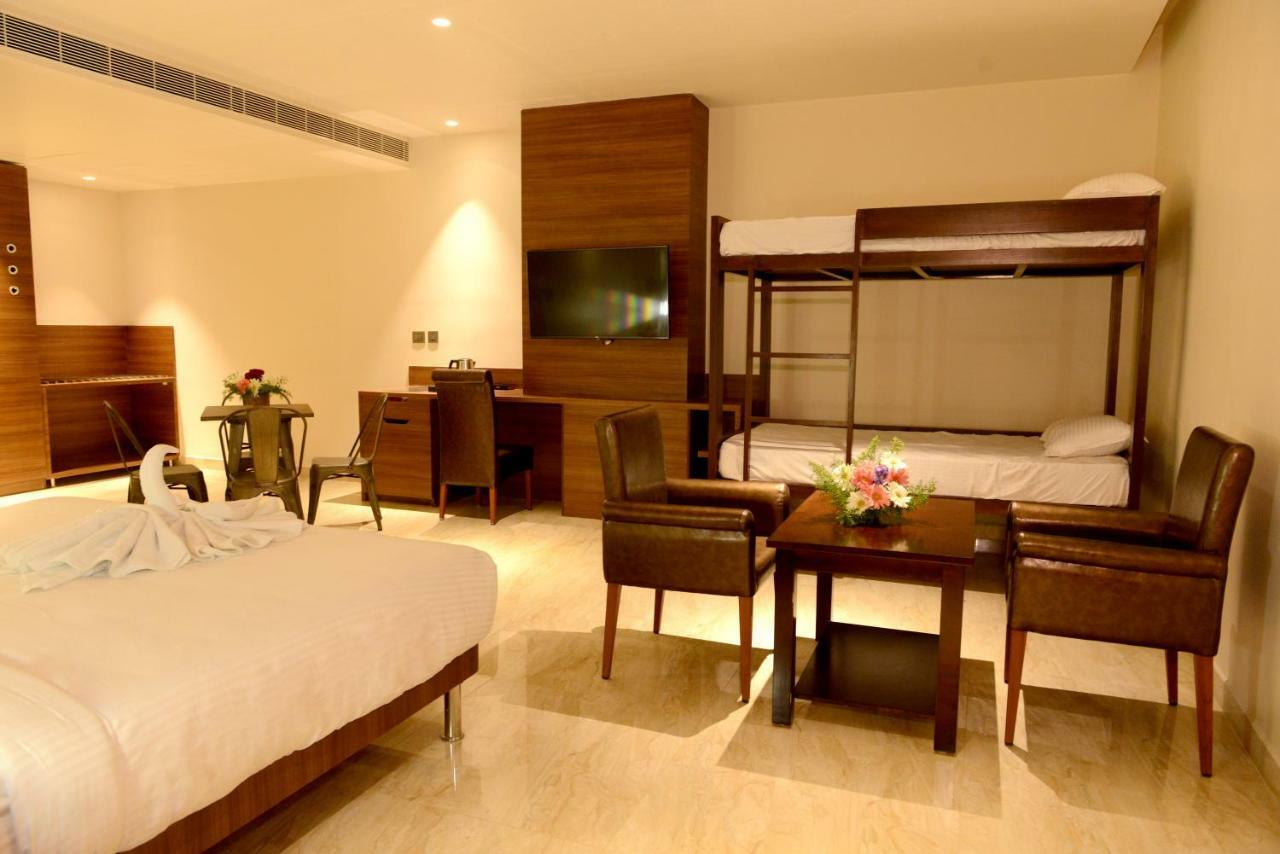 Golden Residency Hotel Ramanathapuram Exterior photo
