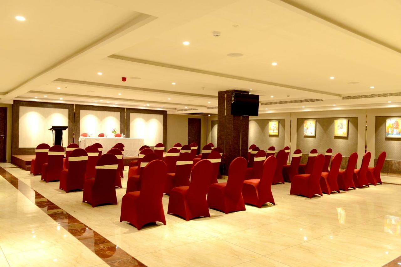 Golden Residency Hotel Ramanathapuram Exterior photo