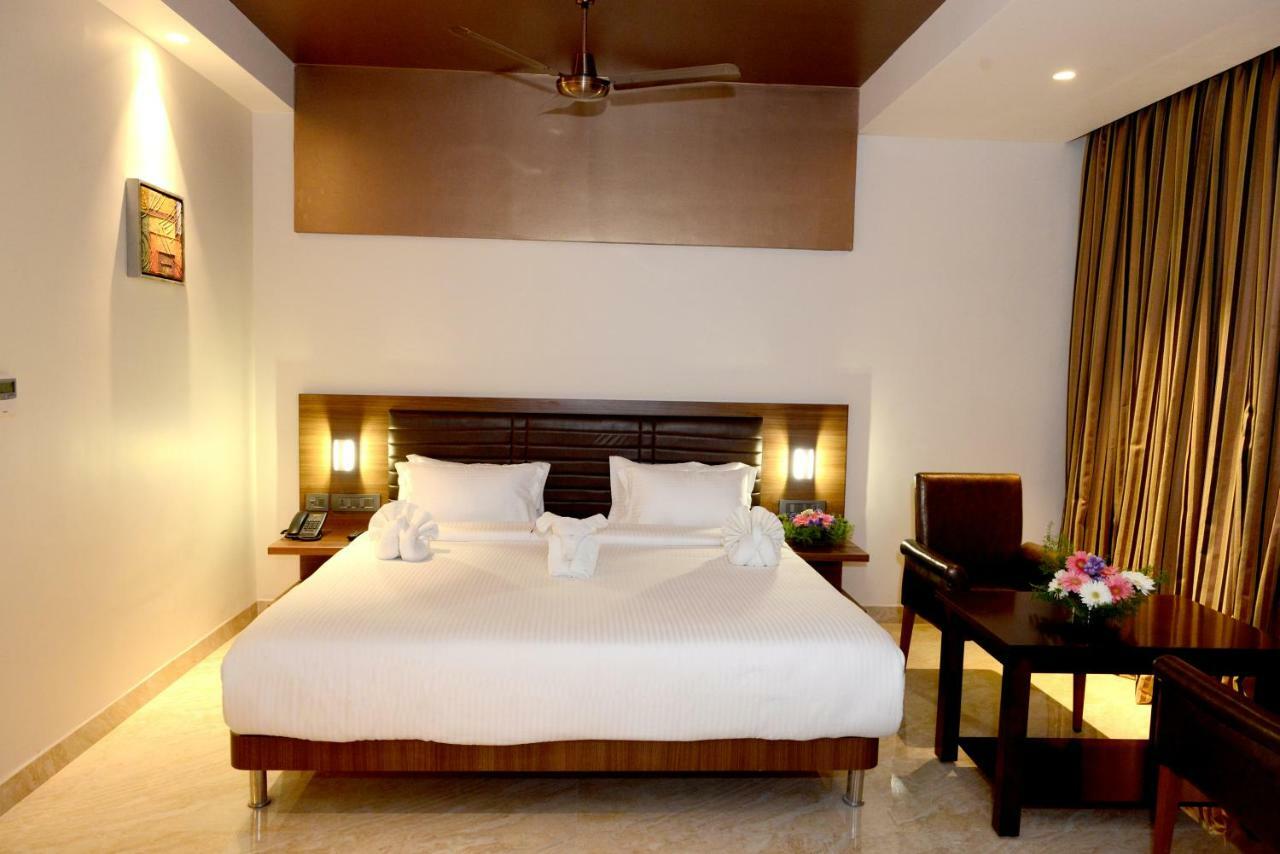Golden Residency Hotel Ramanathapuram Exterior photo
