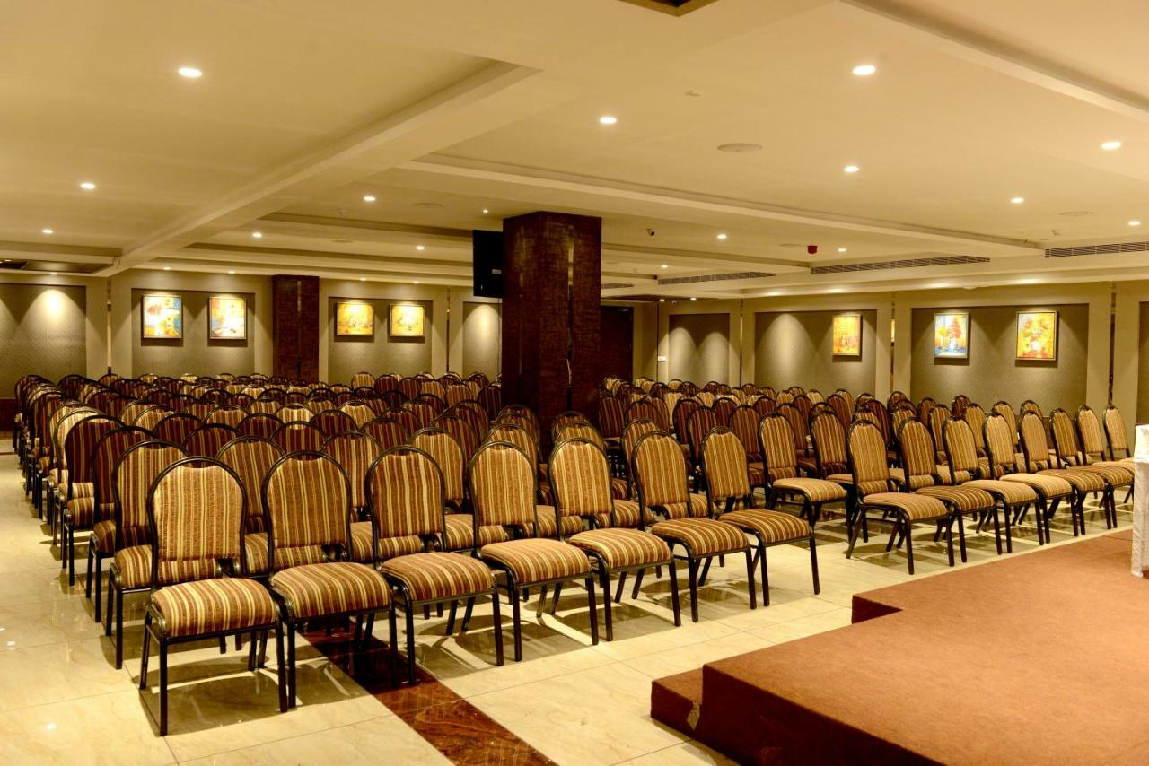 Golden Residency Hotel Ramanathapuram Exterior photo