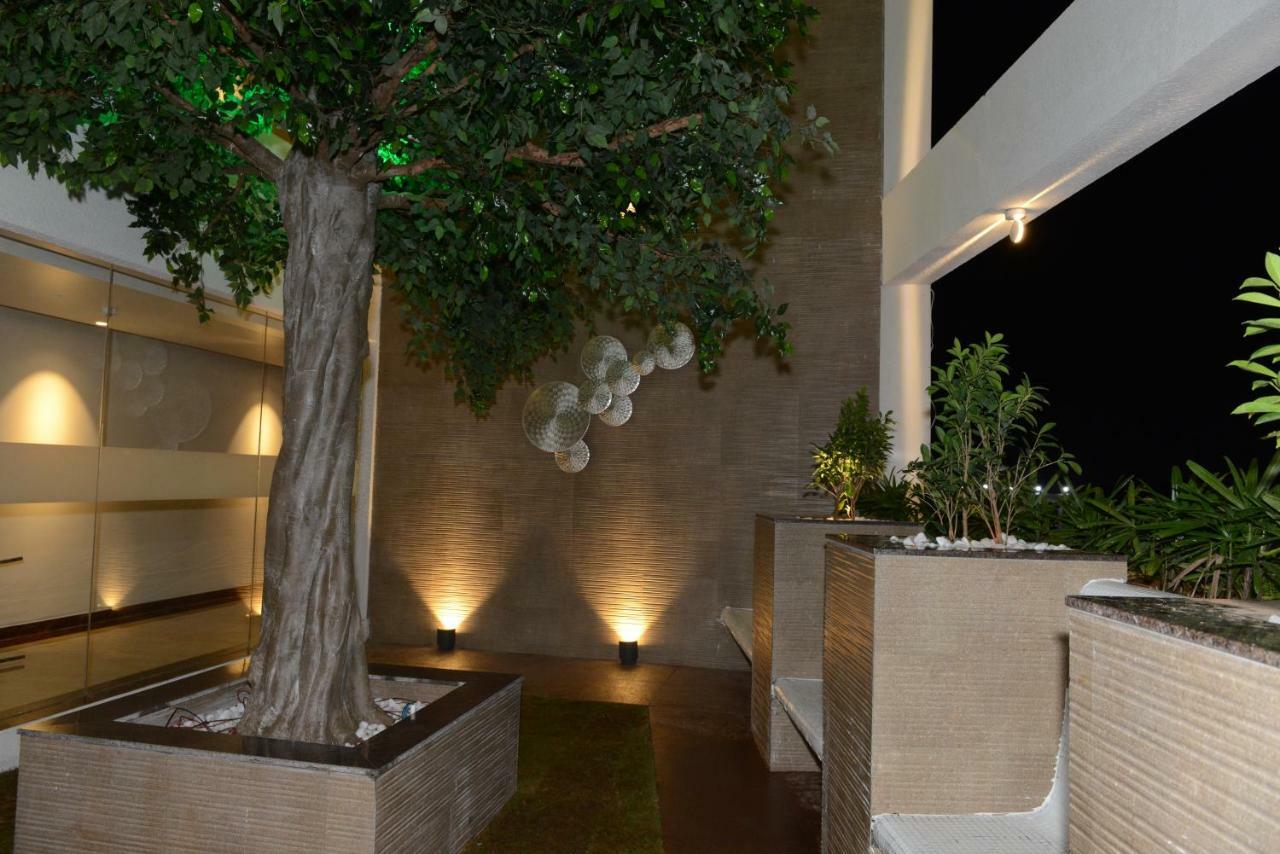 Golden Residency Hotel Ramanathapuram Exterior photo